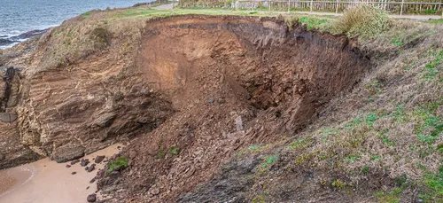 Pornichet : effondrement d'une partie de la falaise