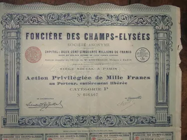Un brocanteur nantais accusé de vol