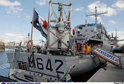 Le chasseur de mines « Cassiopée » en escale à Saint-Nazaire