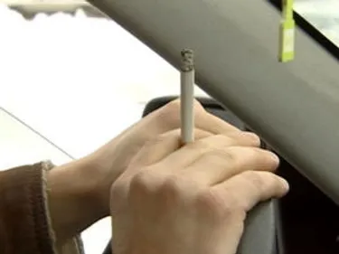 Un sénateur de Loire-Atlantique veut interdire la cigarette en...