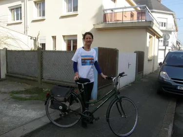 Une Nazairienne va parcourir 800 kms à vélo pour apporter du soleil...