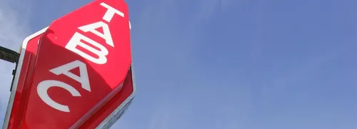 Opération escargot des buralistes sur le périphérique de Nantes !