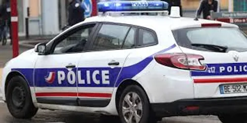 Deux voleurs de 28 et 32 ans interpellés tôt dimanche matin en...