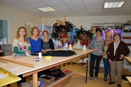 Revue Bonne Garde : les couturières ont 150 costumes à concevoir !