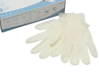 Des gants en latex retrouvés dans l'intestin d'une jeune fille...