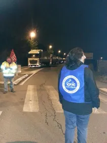 Nouvelles actions des salariés du transport à Donges et près de...