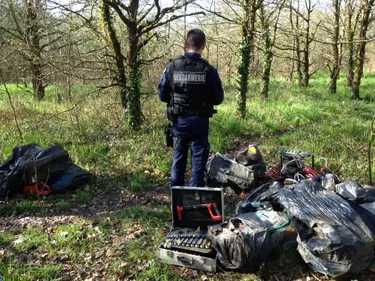 Opération des gendarmes ce matin dans deux camps de gens du voyage...