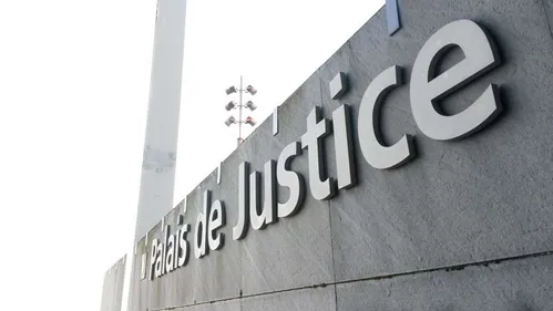 Sainte-Pazanne : il brûle sa voiture... mais aussi celle de la voisine