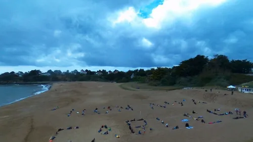 Non au câble sous la plage de Saint-Nazaire ! 