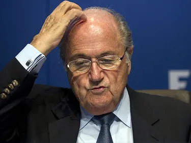 Le président de la FIFA Sepp Blatter démissionne !