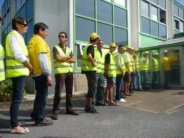 Nantes : des agriculteurs pointent à Pôle Emploi !