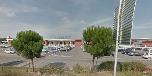 Le stagiaire volait les produits multimédia du Leclerc de...