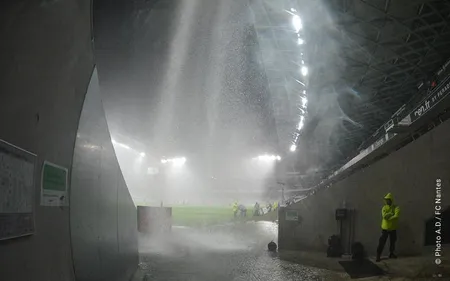 Les internautes réagissent après le report du match OGC Nice - FC...