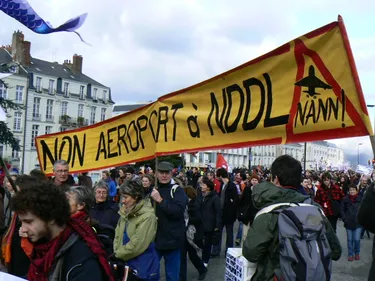 Un Bonnet rouge finistérien condamné après la manifestation...