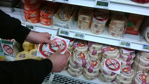 Les agriculteurs pourront continuer à apposer des autocollants...