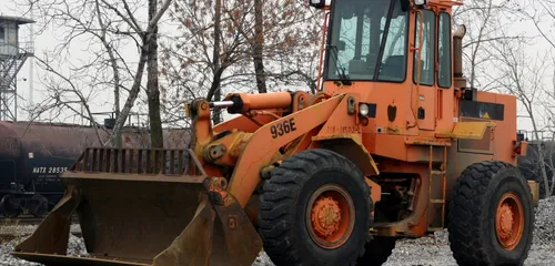 Nantes : ivres, ils volent un engin de chantier et détruisent 3...