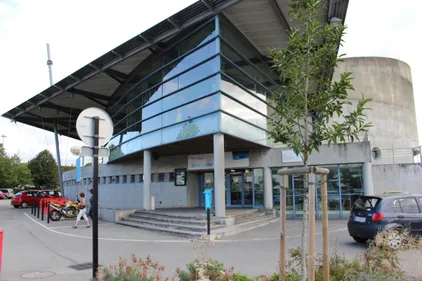 Nantes : il va à la piscine pour... se laver et se masturber !