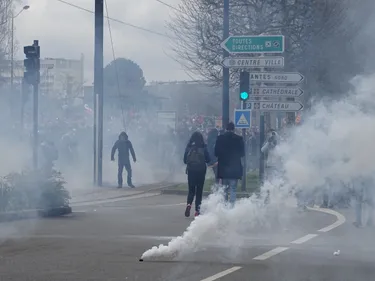 Nantes : manif très suivie, après-manif très mouvementé. Retour en...