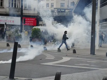 Manifs contre la loi travail à Nantes : "des journées noires" pour...