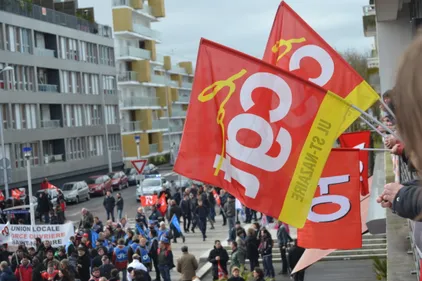 Le point ce vendredi sur les blocages, manifs et la pénurie de...