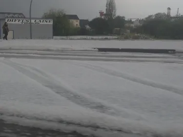 Orages de grêle : 420 interventions des pompiers samedi soir autour...