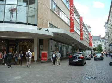 Nantes : les vêtements "venaient" au voleur