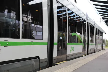  Orvault : il refuse d'être contrôlé dans le tram et mord un agent...