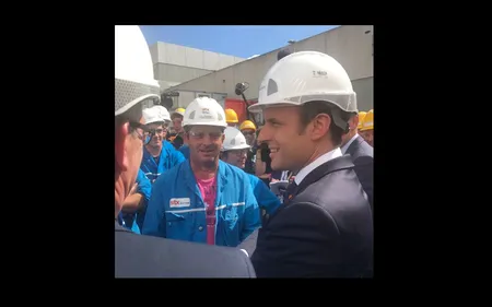 L'opération séduction d'Emmanuel Macron à Saint-Nazaire