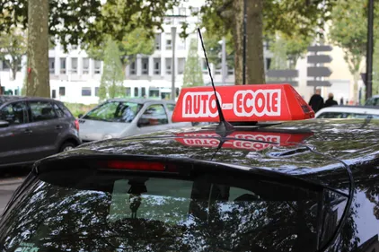 Nantes : des auto-écoles verbalisées