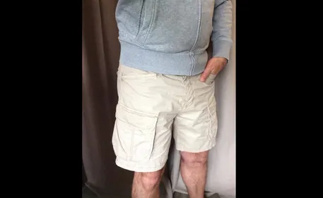 Exit les jupes, les chauffeurs de bus nantais pourraient porter des...