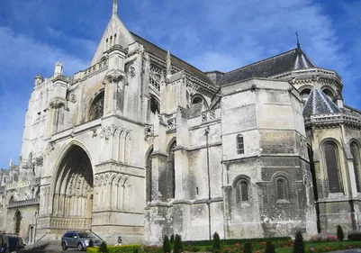 Attentat de Nice : Notre-Dame de Saint-Omer sonne pour les victimes...
