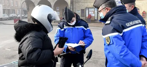 Pas-de-Calais : le préfet propose un confinement dans le...