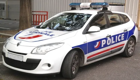 Boulogne-sur-mer : la police a tiré sur une voiture en fuite   