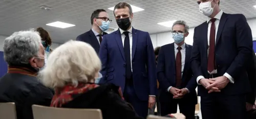 Emmanuel Macron et Olivier Véran dans le Nord ce mardi