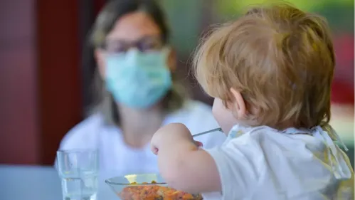Les assistantes maternelles autorisées à garder les enfants ces 3...
