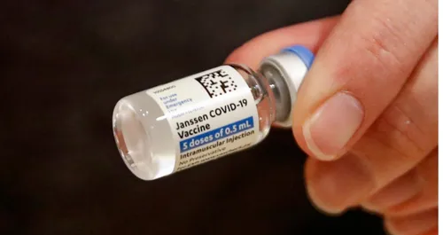 Covid : Johnson & Johnson retarde le déploiement de son vaccin en...