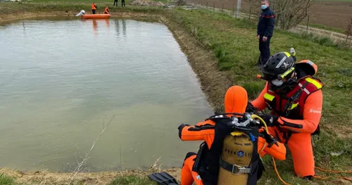Boëseghem : les obsèques du petit Valentin retrouvé mort dans un...
