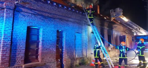 Auchel: Deux incendies hier soir à quelques minutes d'intervalle