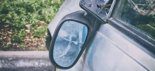 Lumbres: 6 jeunes interpellés suspectés d'avoir cassé les rétros de...