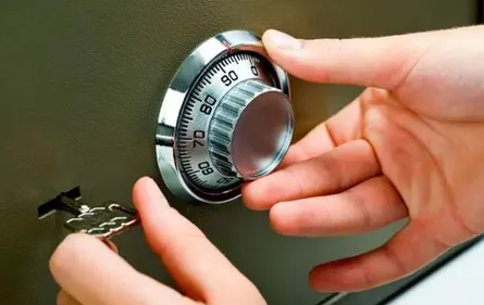 Rosendaël : des retraités séquestrés et violentés chez eux pour un...