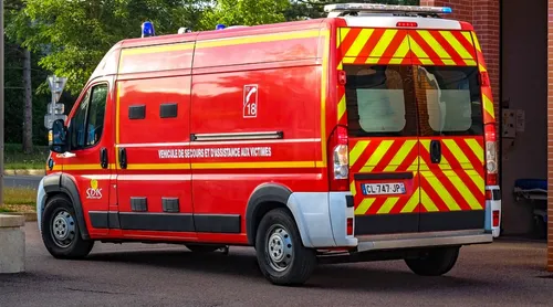 Wismes : une femme grièvement blessée en voiture après avoir reçu...