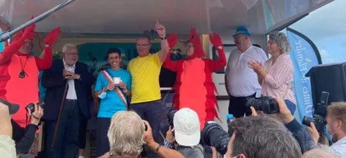 Championnat du monde de décorticage de crevettes grises: Le titre...