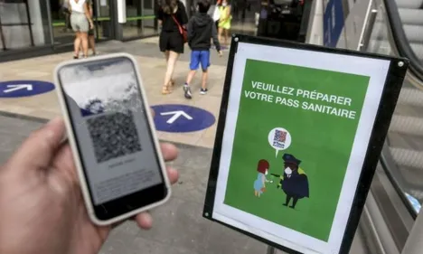 Le pass sanitaire obligatoire dans les grands centres commerciaux...