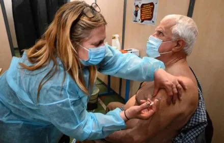 La campagne de rappel de la vaccination contre le Covid-19 débute...