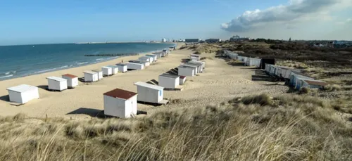 Sangatte : un nouveau sursis pour les chalets de Blériot-Plage   