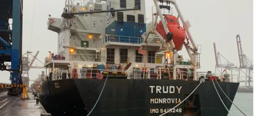 Dunkerque: Une prise d'otages sur le bateau qui transportait de la...