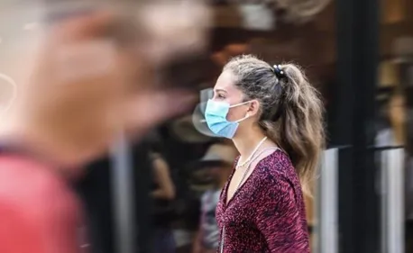 Le port du masque en extérieur n'est plus obligatoire dans le...