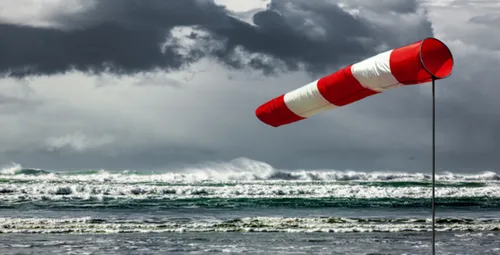 Tempête Aurore : des rafales à plus de 120km/h recensées dans le...