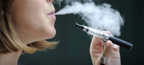 Le "vapotage" en partie interdit