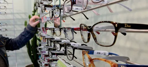 Lunettes, prothèses dentaires... combien ça coûte ?